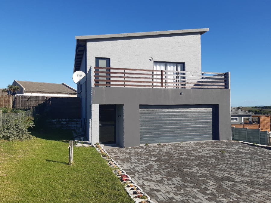 3 Bedroom Property for Sale in Paradise Beach Eastern Cape